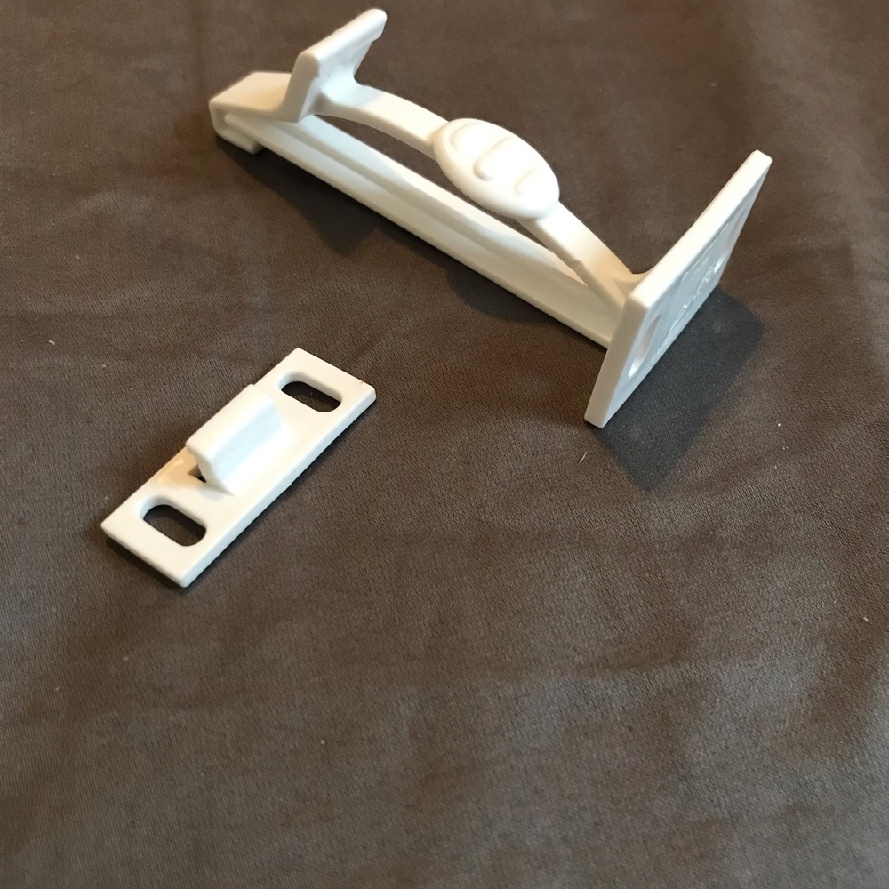 Drawer Stops / Baby Proofing / Toddler Proof